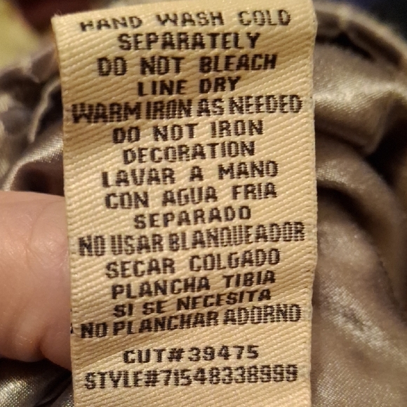 Eci Elegant Gray Sleeveless Dress with Beaded Neckline 4 ๐๐๐๐ - Picture 15 of 15